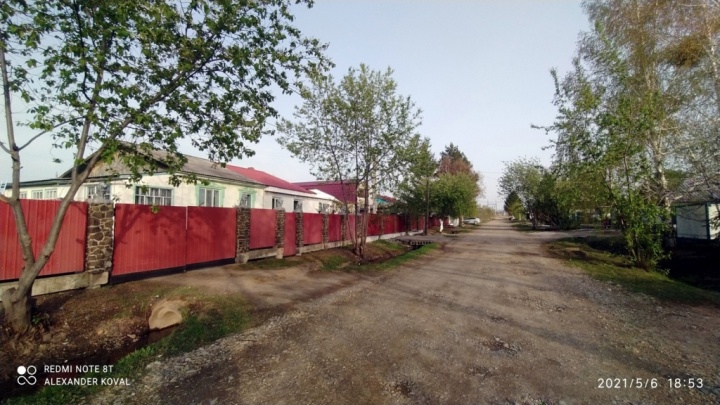 Вишнёвая улица в посёлке Кировский