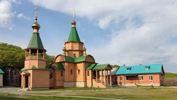 Свято-Троицкий Николаевский мужской монастырь